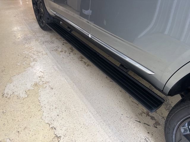 2026 GMC Yukon Denali - Photo 27