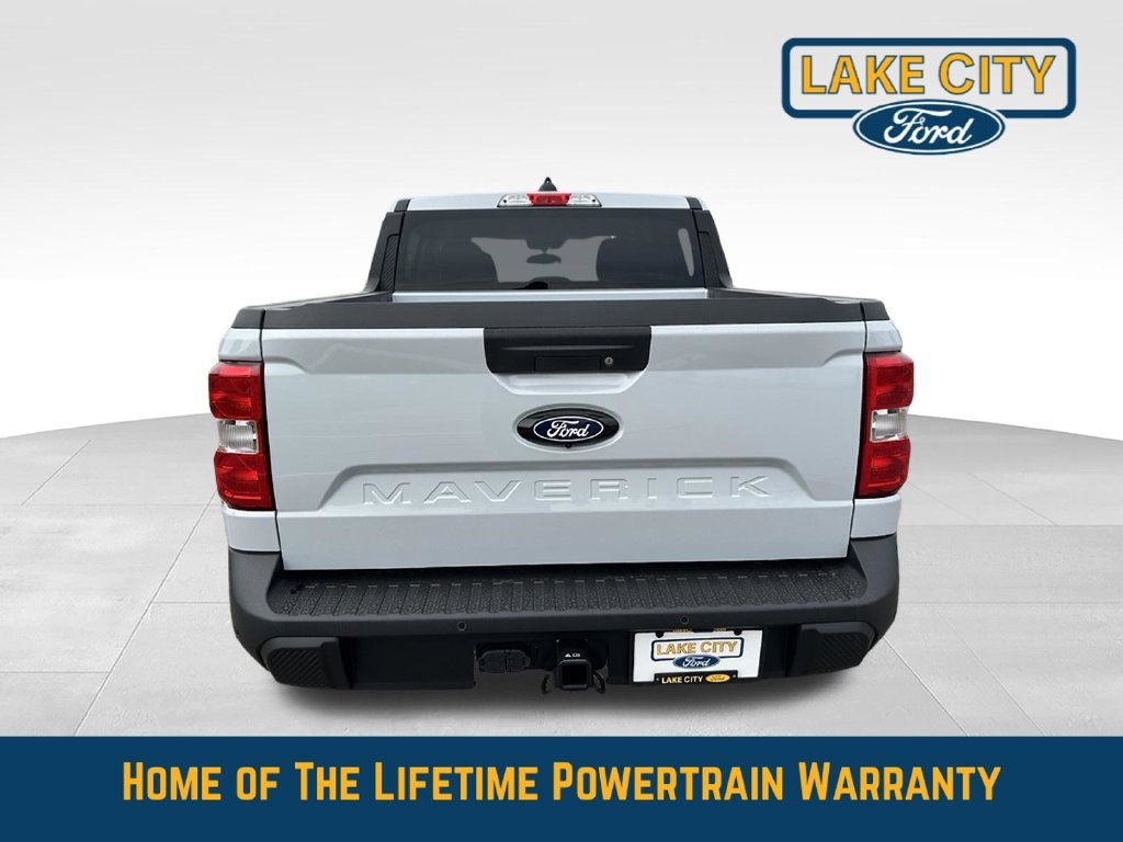 New 2026 Space White Metallic Ford XLT image 4