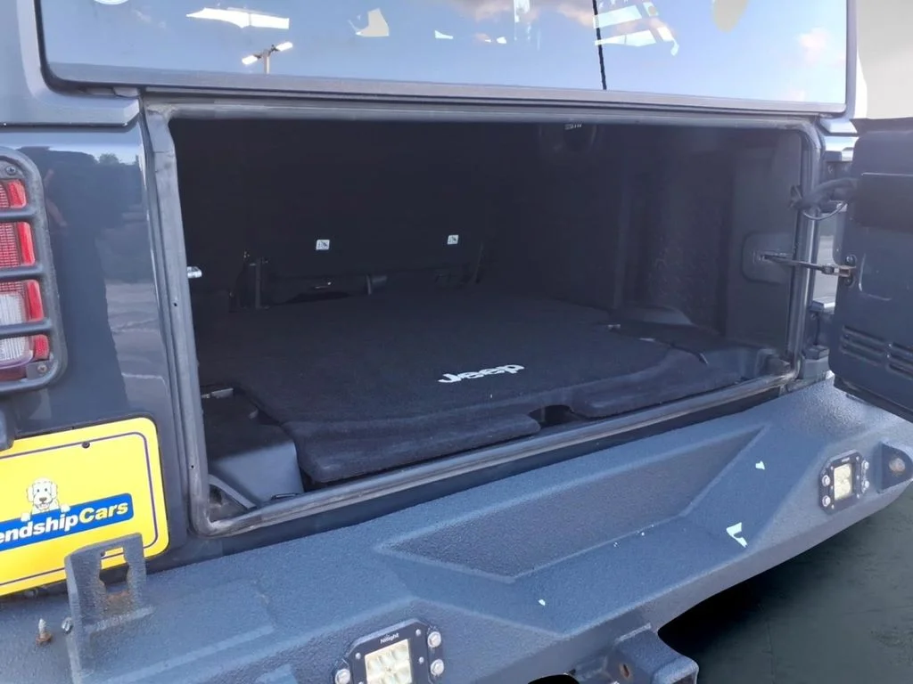 Used 2017 Black Jeep Unlimited Sport image 11