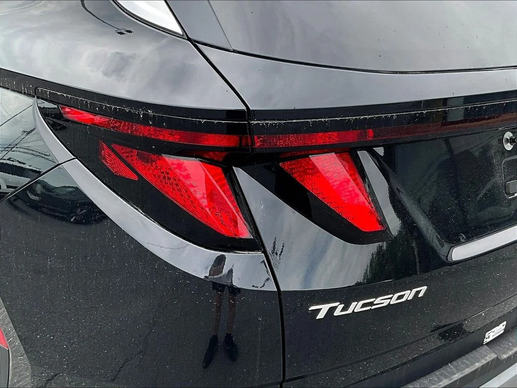 New 2026 Black Hyundai SEL image 27