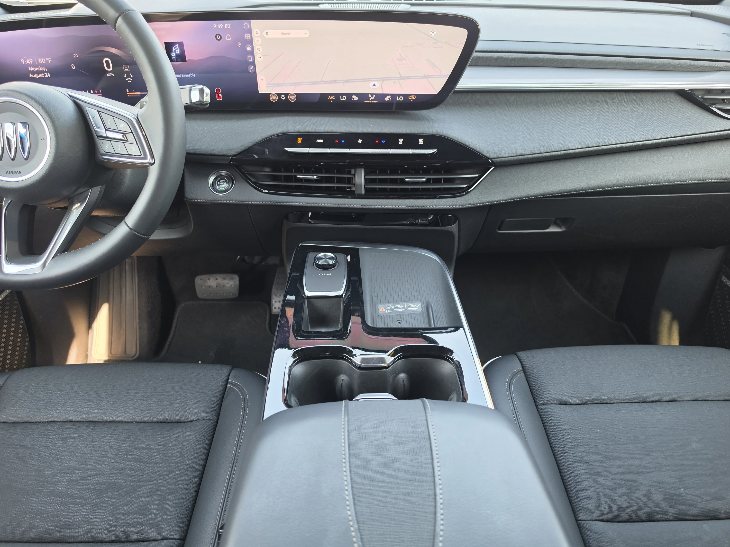 Used 2025 Summit White Buick Preferred image 20