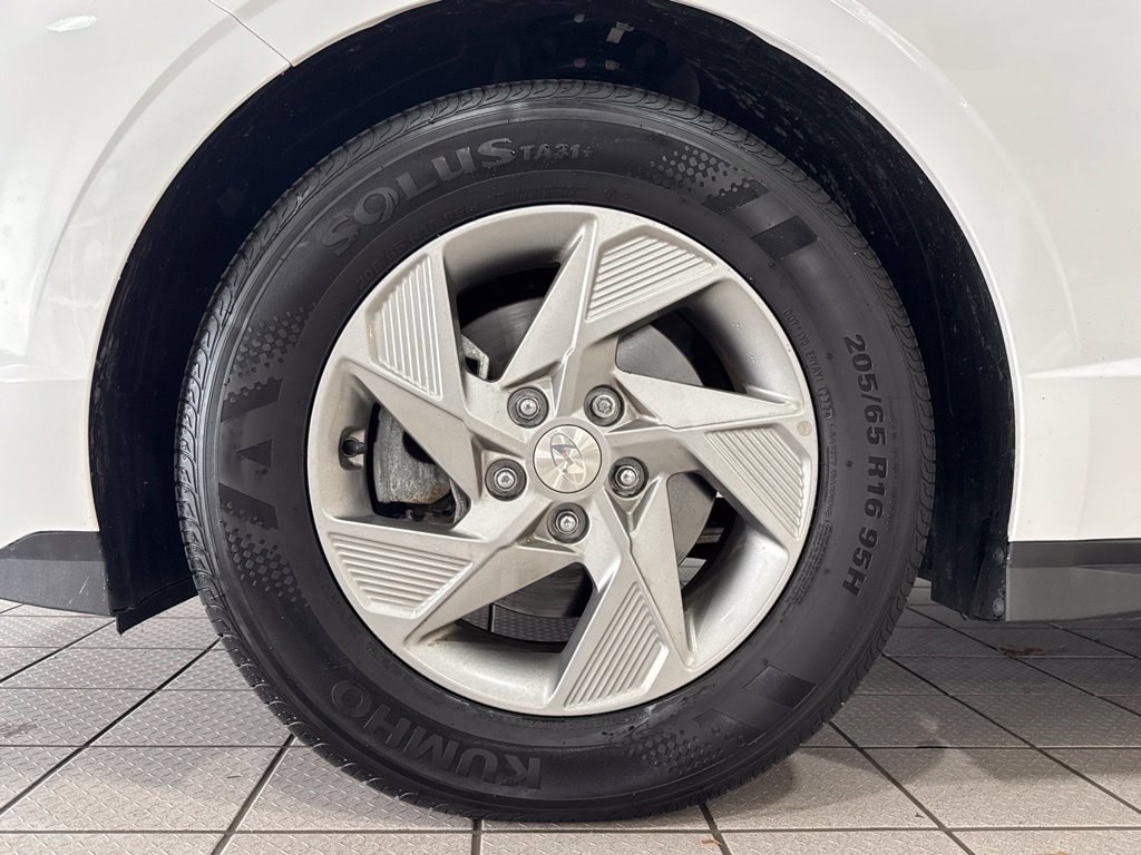 2025 Hyundai Sonata SE - Photo 12