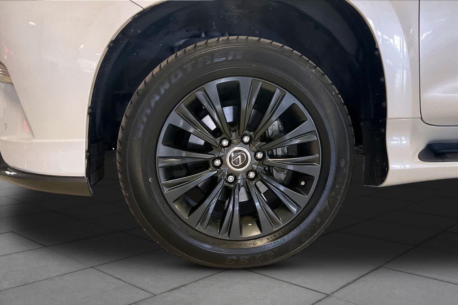 Used 2023 Eminent White Pearl Lexus Premium image 9
