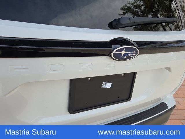 Used 2026 Crystal White Pearl Subaru Premium image 5