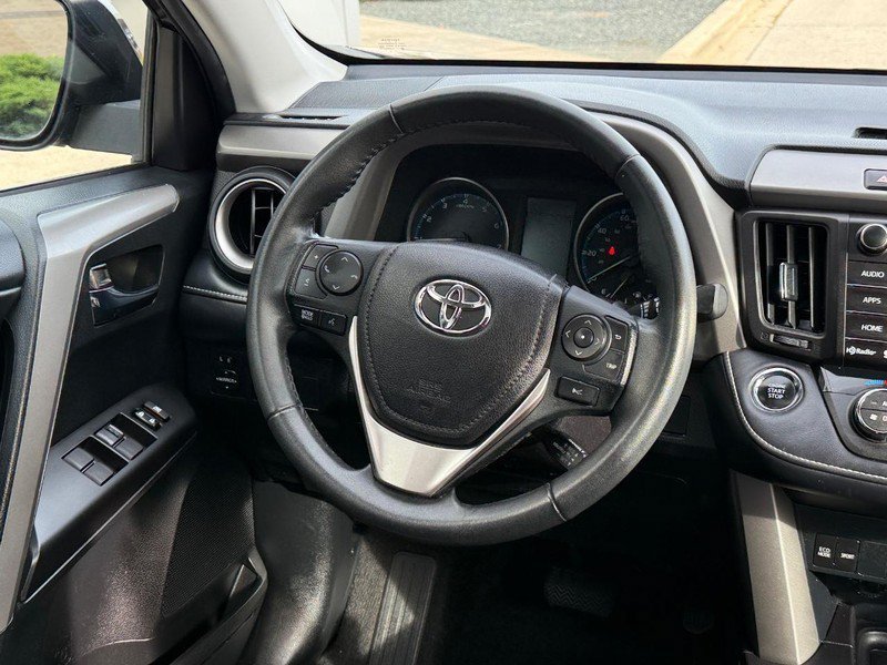 Used 2018 Black Currant Toyota XLE image 14