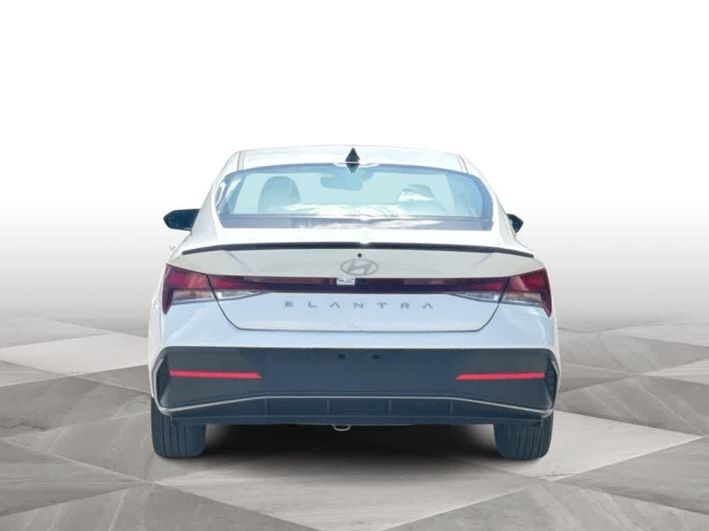 New 2026 Serenity White Hyundai SEL Sport image 7