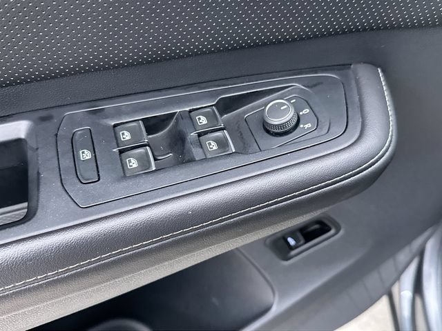 2025 Volkswagen Atlas SE w/Tech - Photo 23