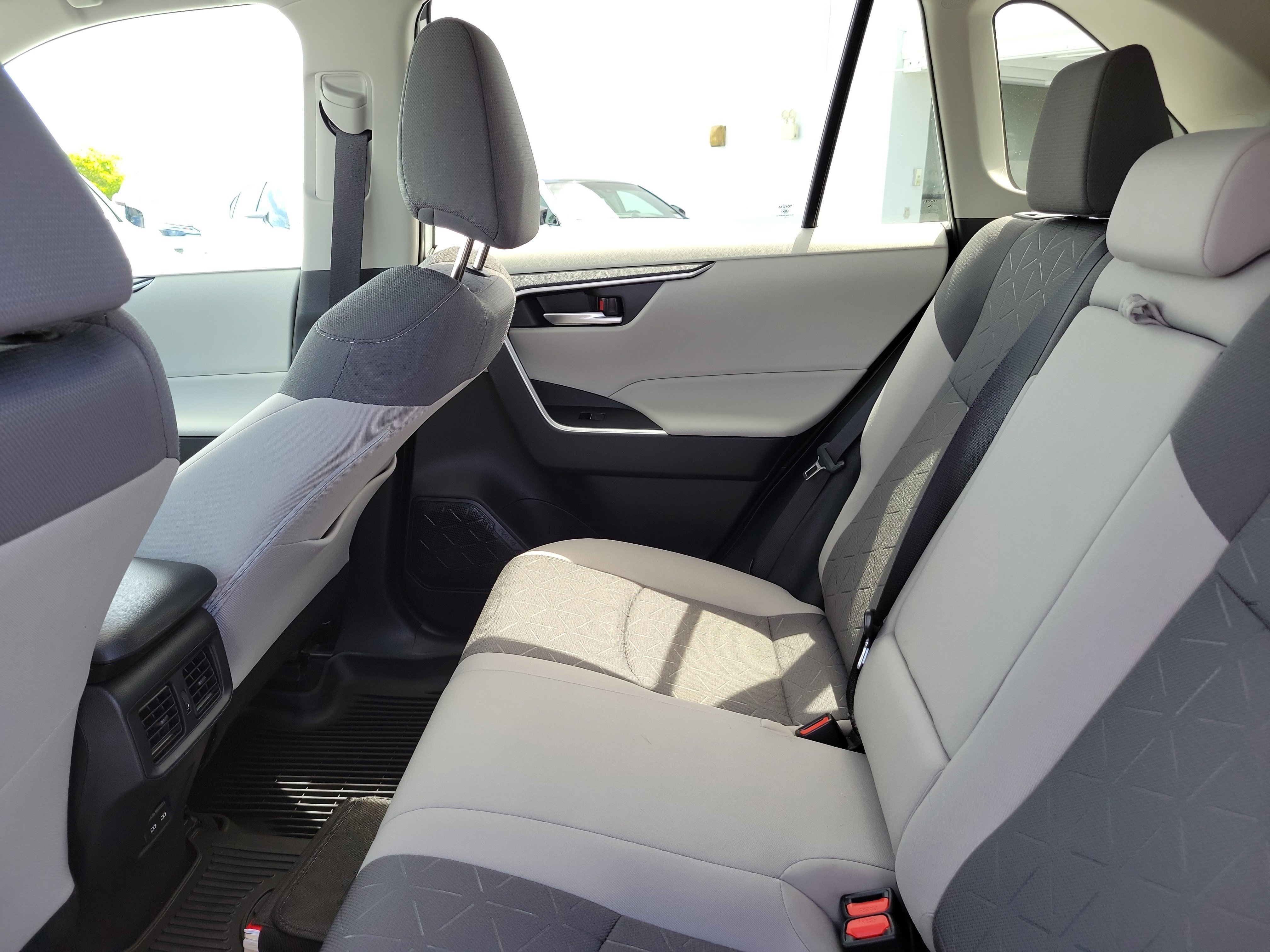 Used 2025 Ice Toyota XLE image 14