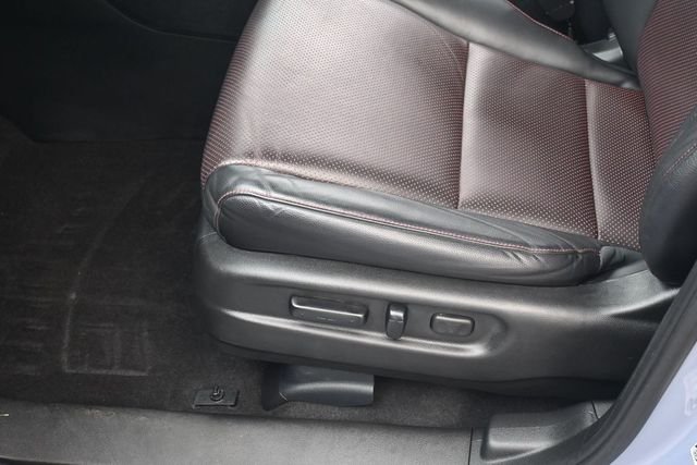 Used 2023  Honda Black Edition image 15