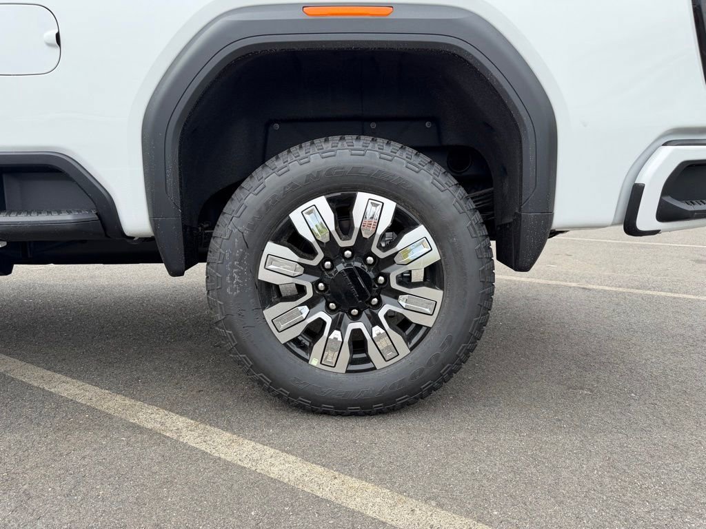 2026 GMC Sierra 2500HD Denali - Photo 7