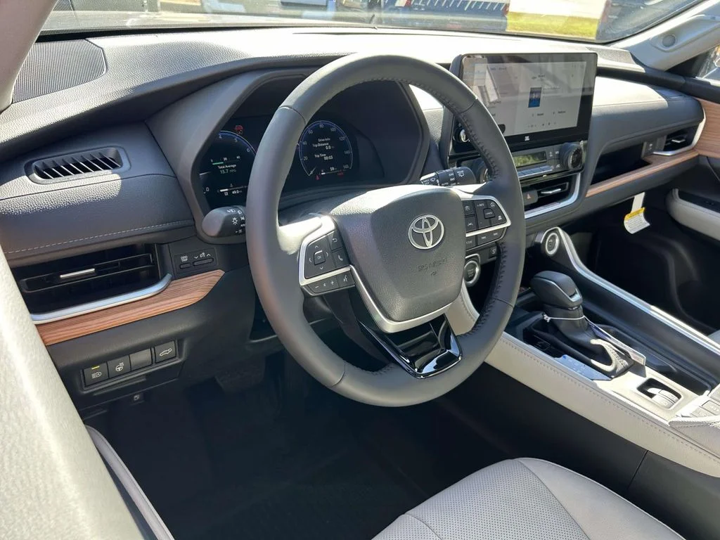 New 2026  Toyota Limited image 11