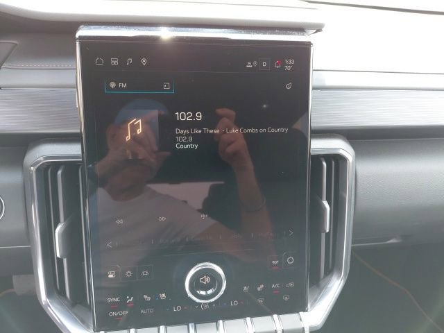 New 2026 Summit White GMC AT4 image 16