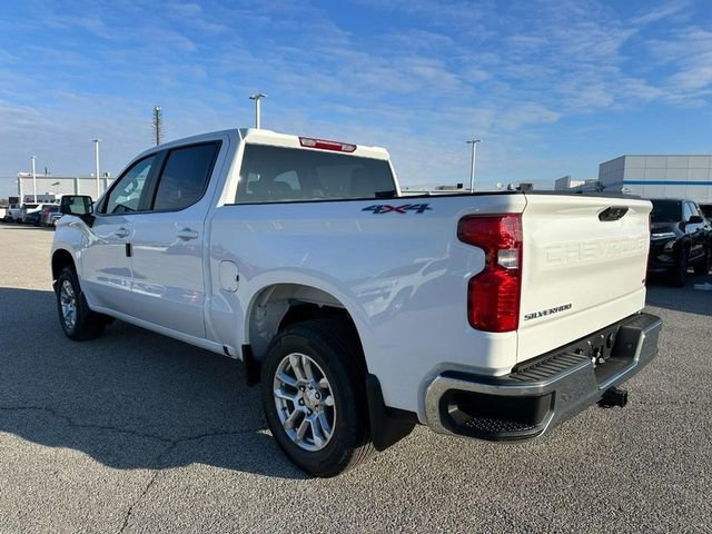 New 2026 Summit White Chevrolet LT image 3