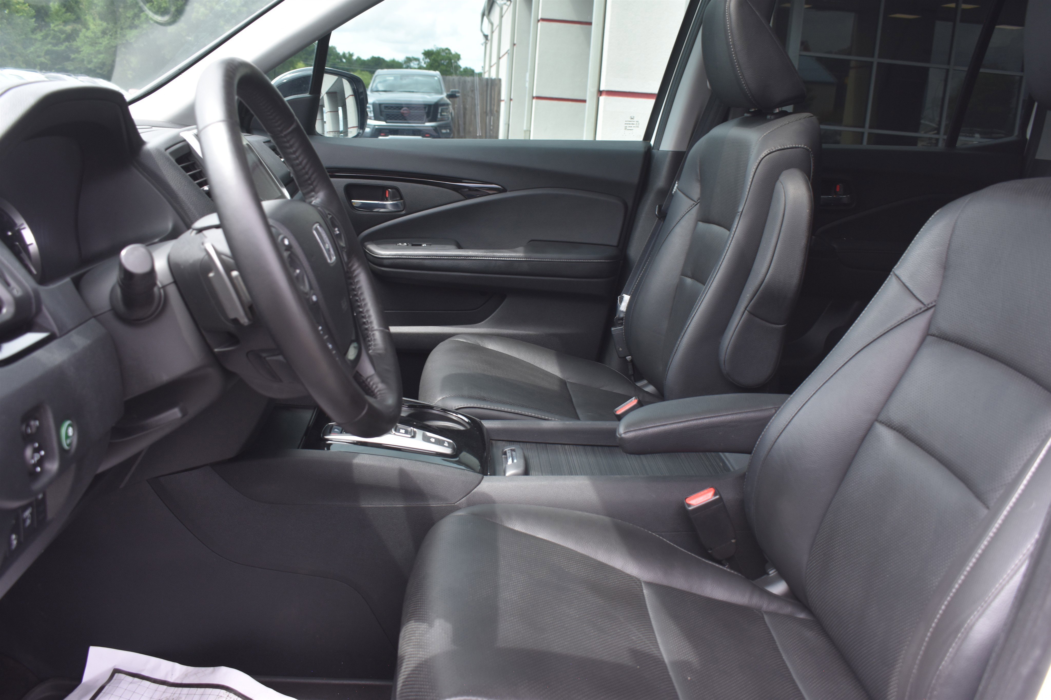 Used 2020 White Honda RTL-E image 16
