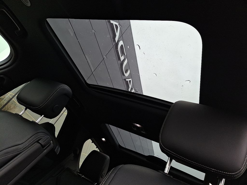 2025 Land Rover Discovery S - Photo 13