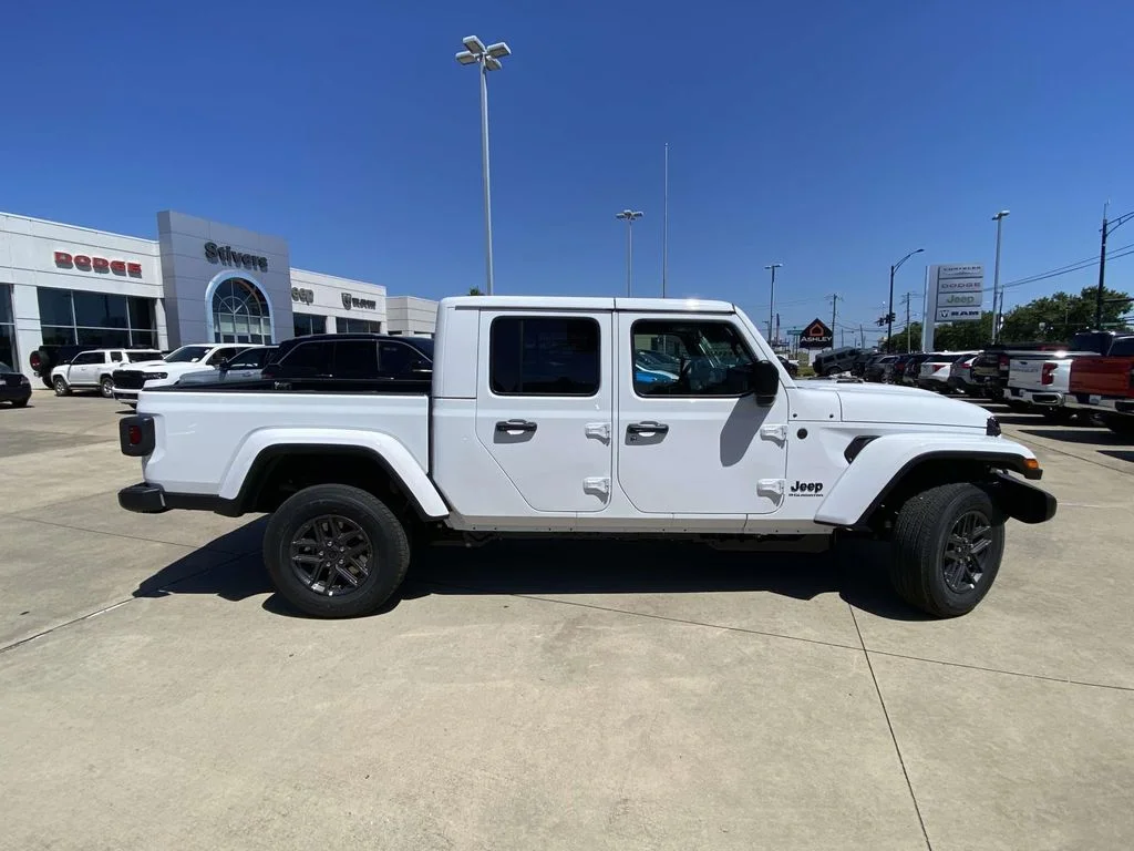 New 2026 Bright White Clearcoat Jeep Sport S image 36