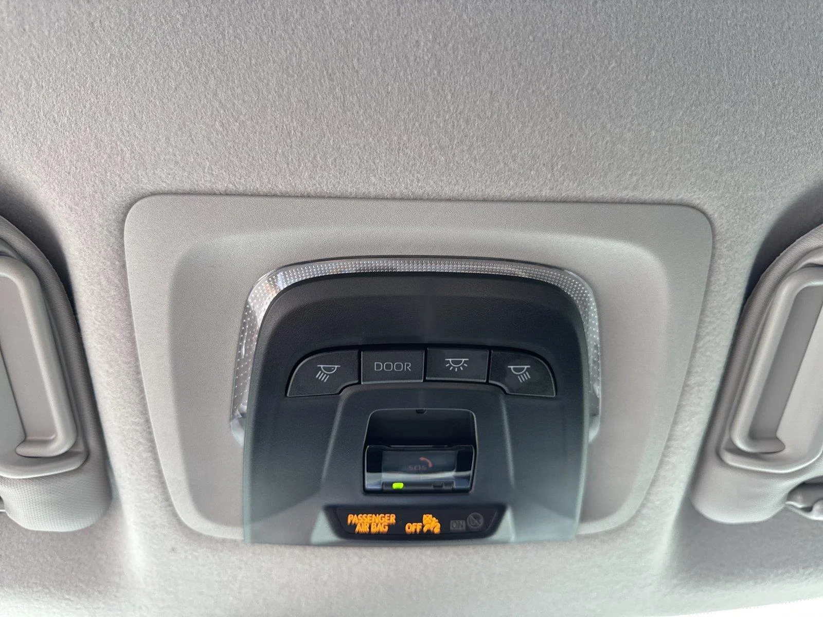 Used 2024 Wind Chill Pearl Toyota LE image 23