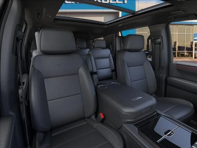 2026 GMC Yukon Denali - Photo 16