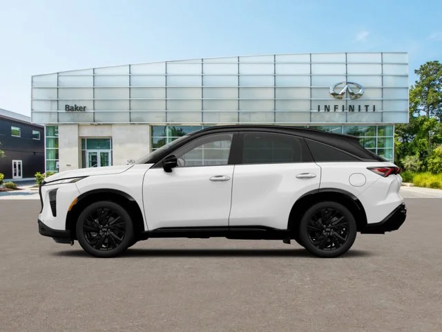 New 2027 2T RAD WHT INFINITI SPORT image 3