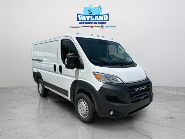 New 2026 Bright White Clear-Coat Exterior Paint RAM Tradesman image 22
