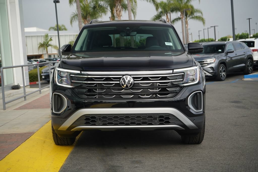 New 2026 Deep Black Pearl Volkswagen Peak Edition image 5