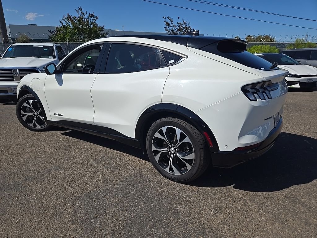 Used 2021 White Ford Premium image 6