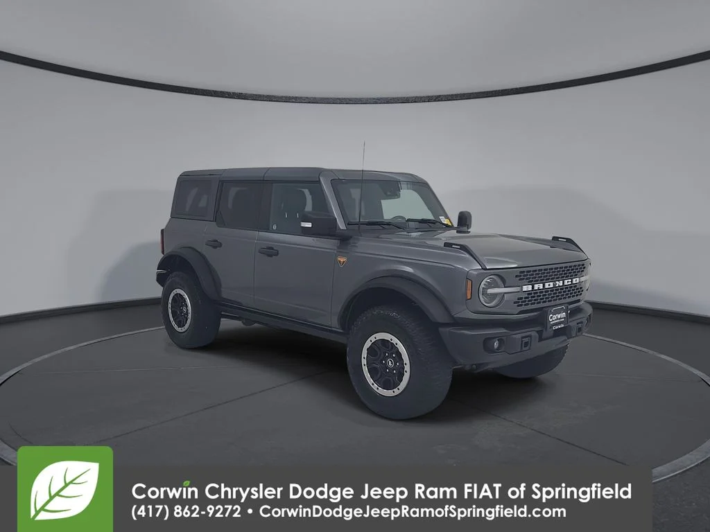 Used 2023 Gray Ford Badlands image 3