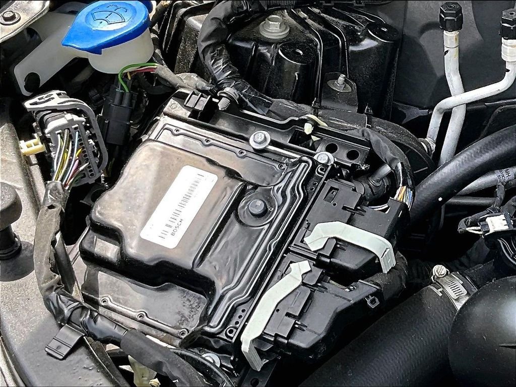 Used 2023 Gray Ford XLT image 31