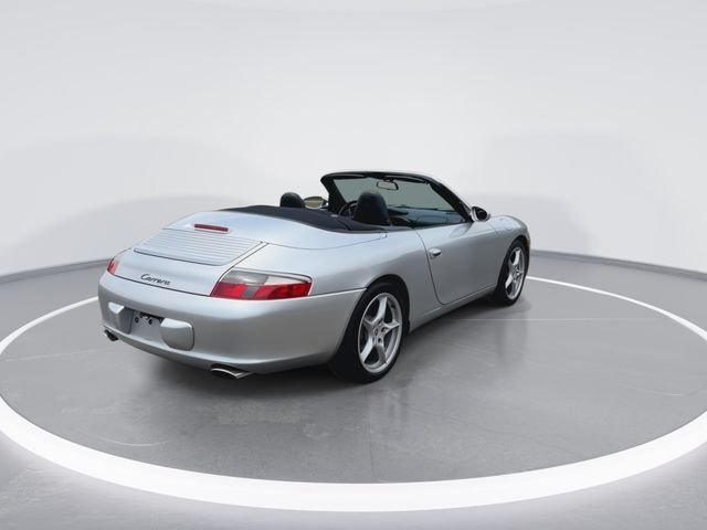 Used 2003 Silver Porsche Carrera image 11