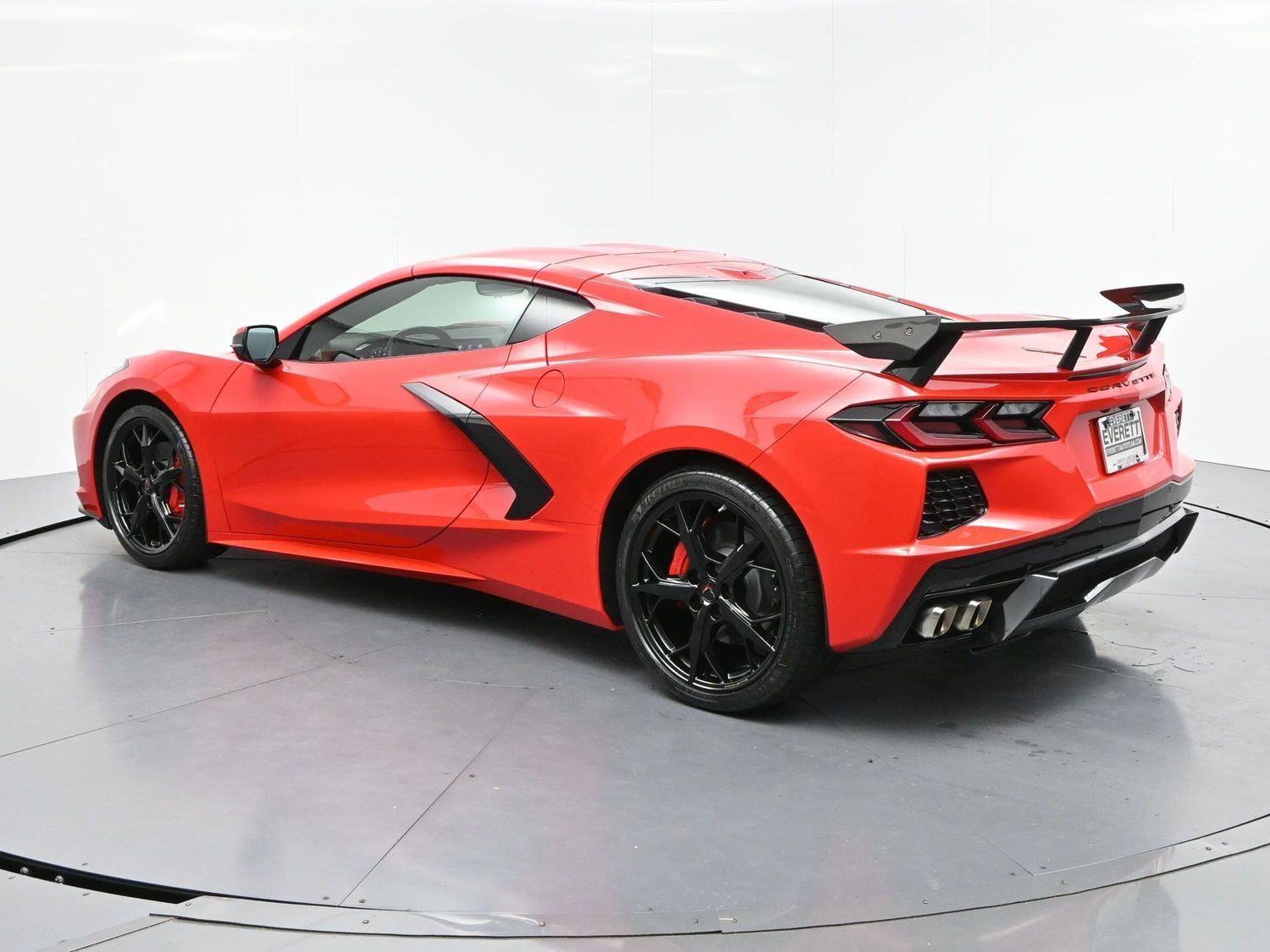 Used 2022 Torch Red Chevrolet 2LT image 5