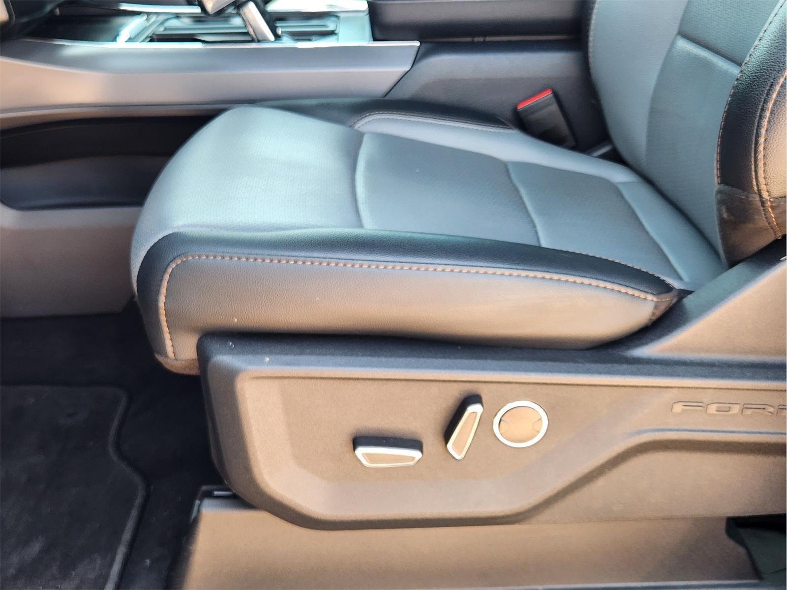 Used 2024 Antimatter Blue Ford LARIAT image 23