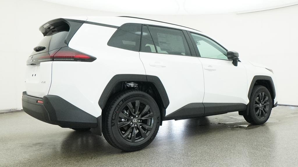 New 2026 Ice Cap Toyota XLE Premium image 17