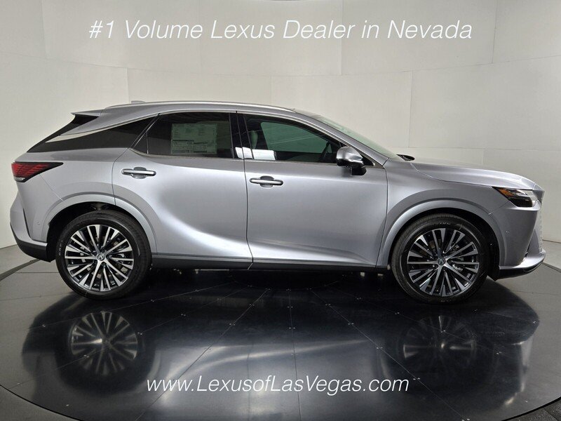 New 2026 Iridium Lexus PREMIUM PLUS image 3
