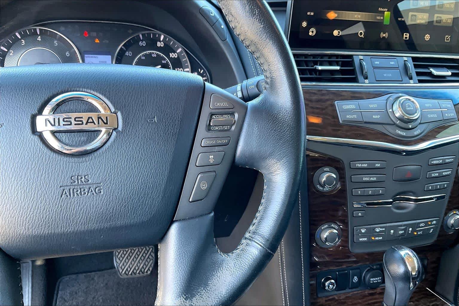 Used 2017 Pearl White Nissan Platinum image 23