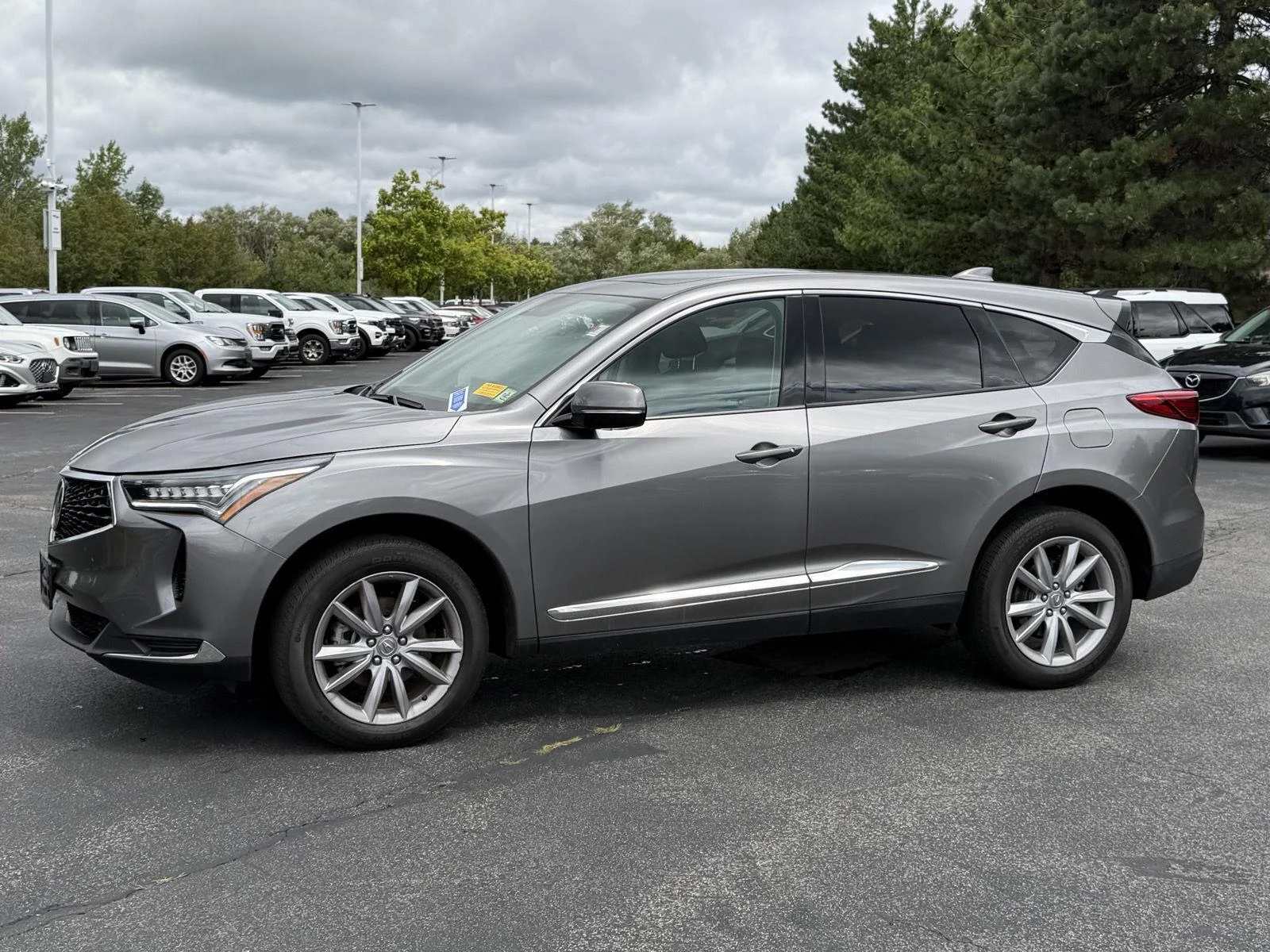 Used 2024 Liquid Carbon Metallic Acura  image 6