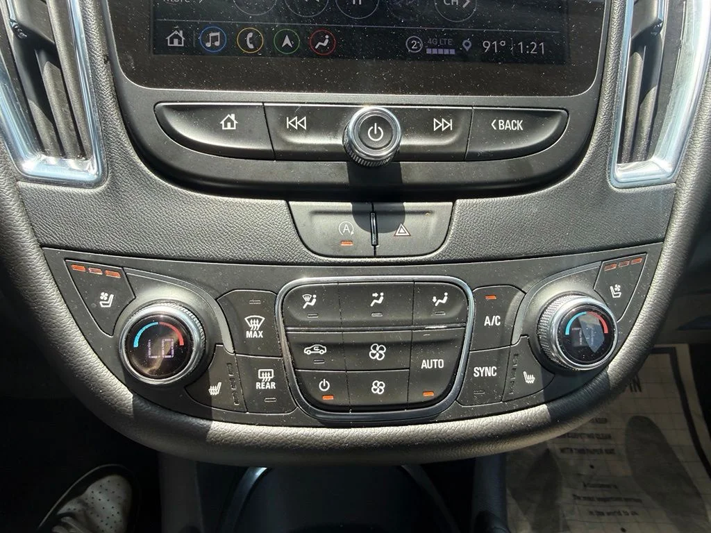 Used 2024 Gray Chevrolet LT image 19
