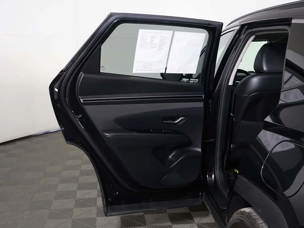 Used 2022 Black Hyundai Limited image 23