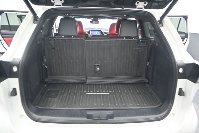 2023 Toyota Highlander XSE - Photo 17