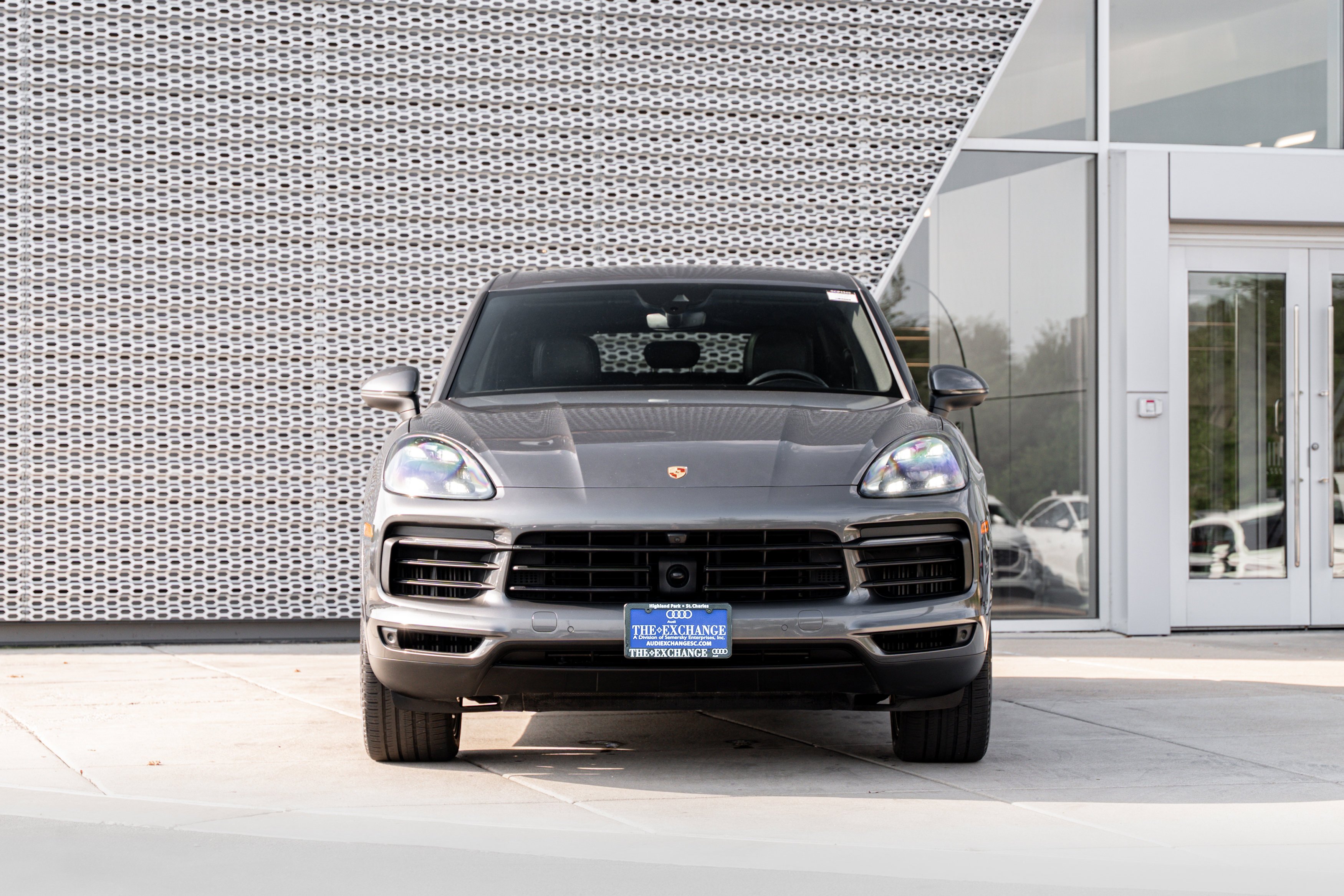 Used 2019 Quartzite Metallic Porsche S image 34