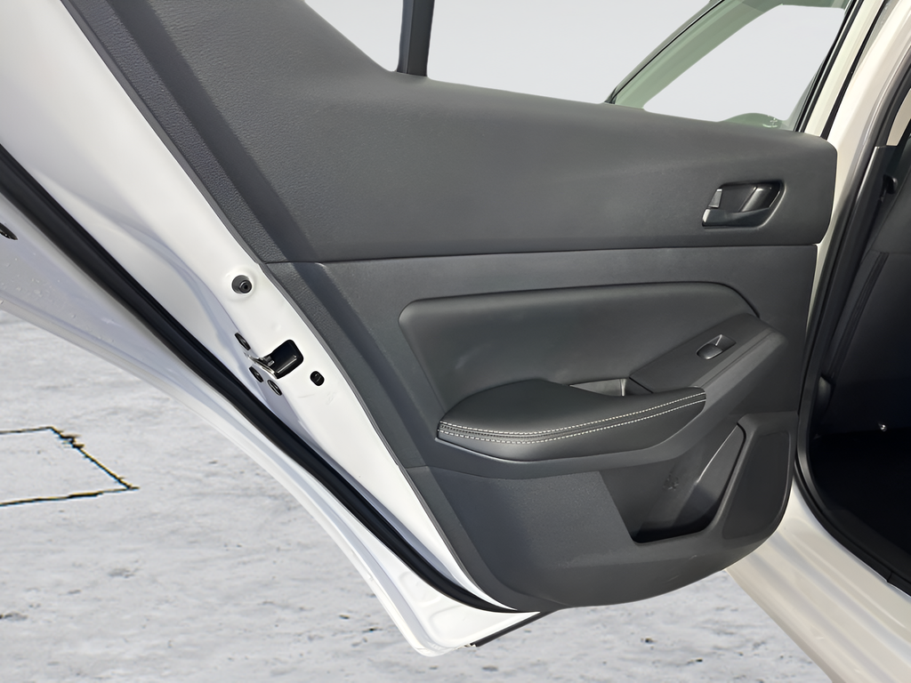 2025 Nissan Altima SV - Photo 11
