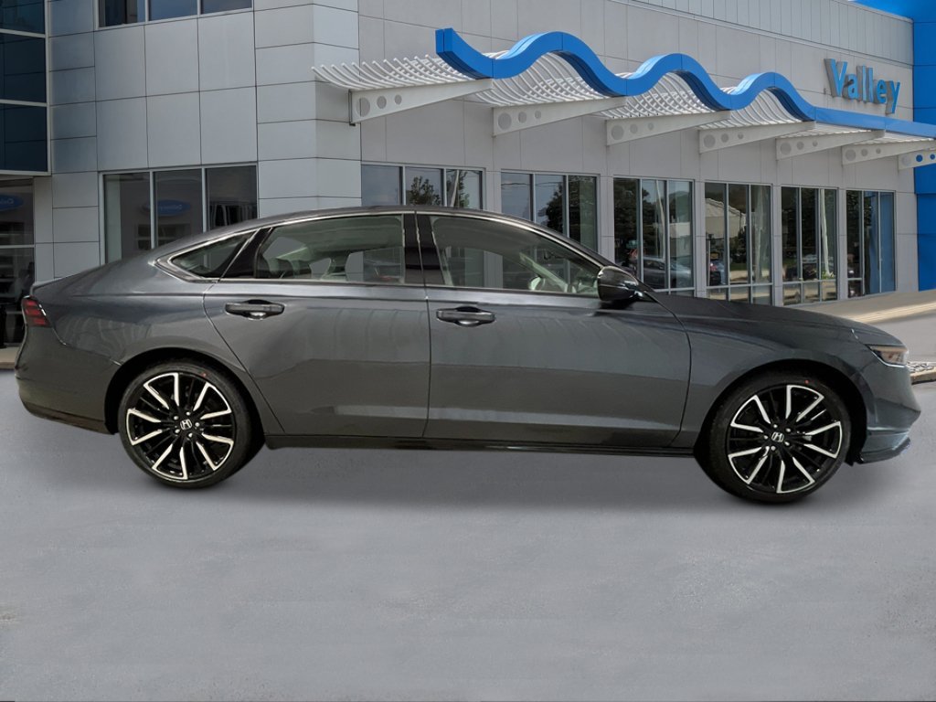 New 2026 Meteorite Gray Metallic Honda Touring image 6
