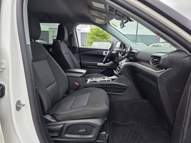 Used 2023 White Ford XLT image 30