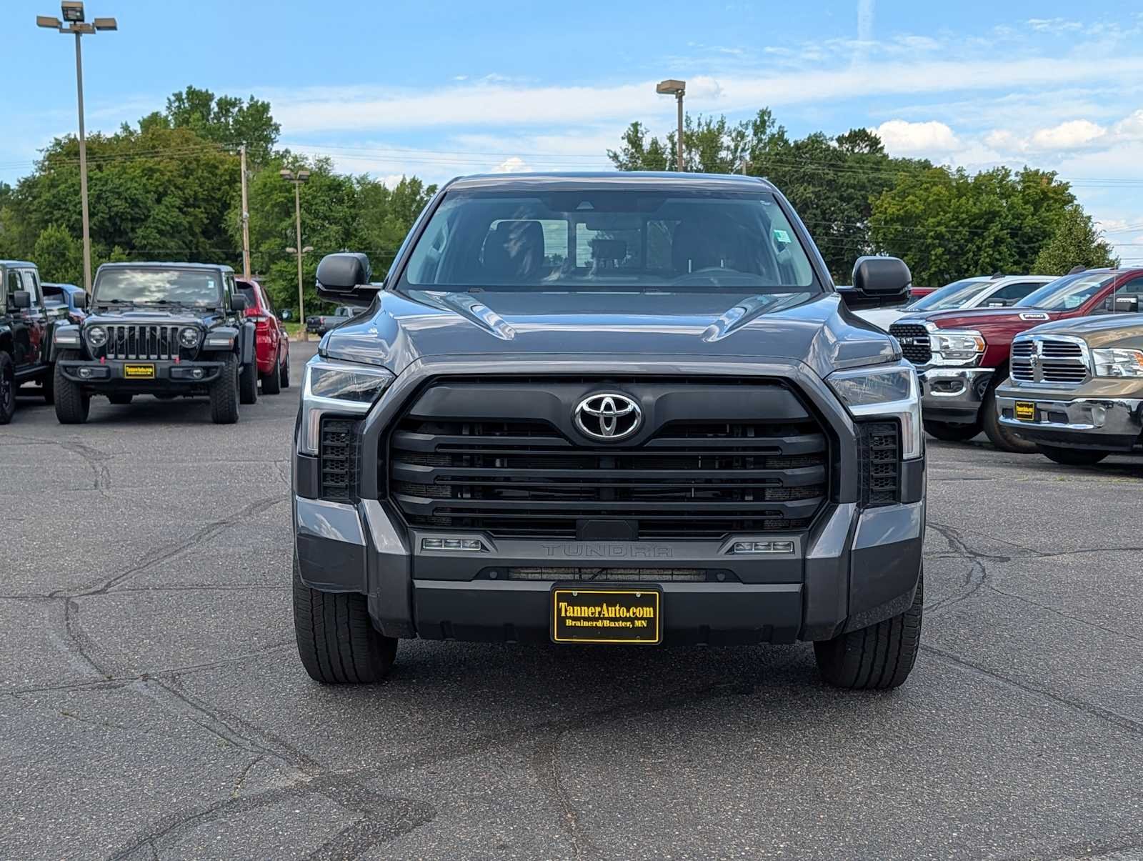 Used 2022 Toyota Tundra SR5 with VIN 5TFLA5DA2NX033560 for sale in Brainerd, Minnesota