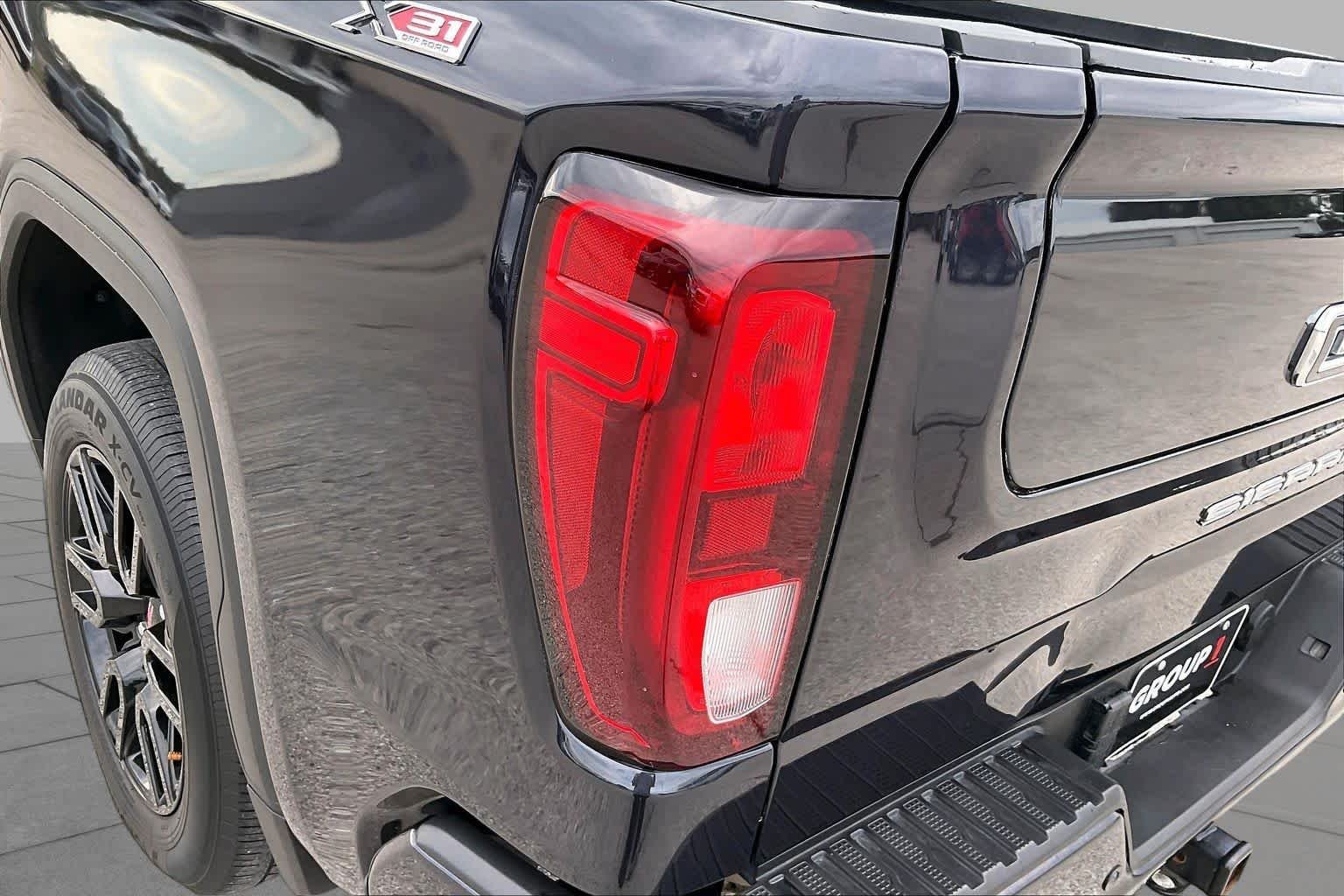 Used 2022 Titanium Rush Metallic GMC Elevation image 27