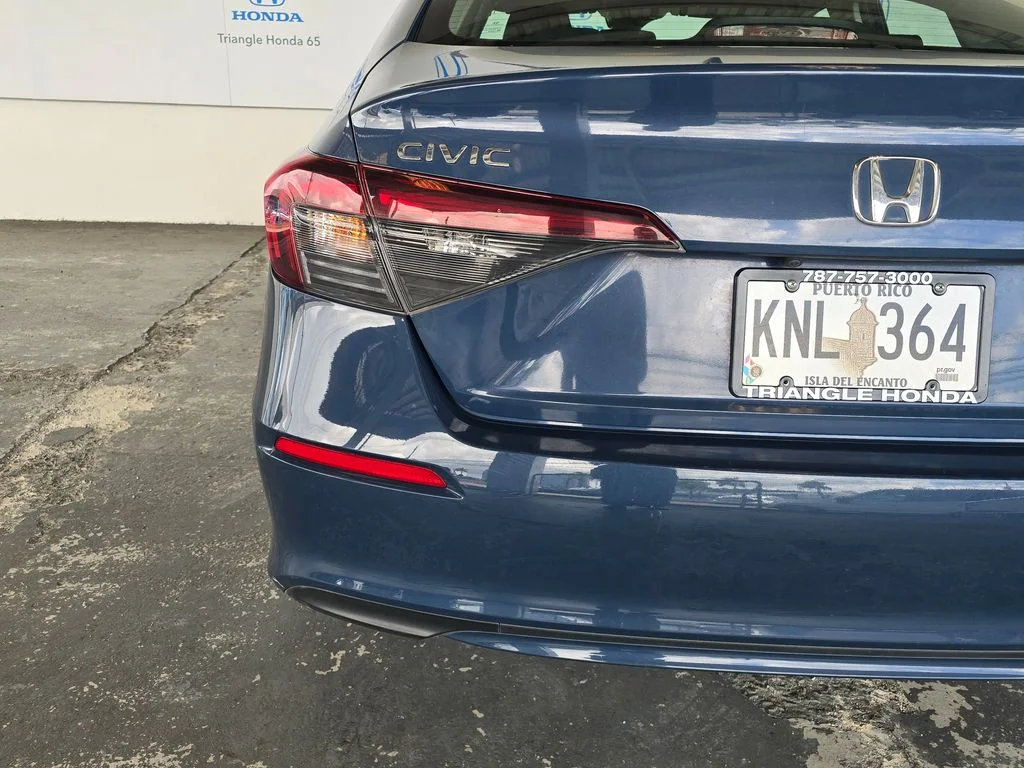 Used 2025 Red Honda LX image 30
