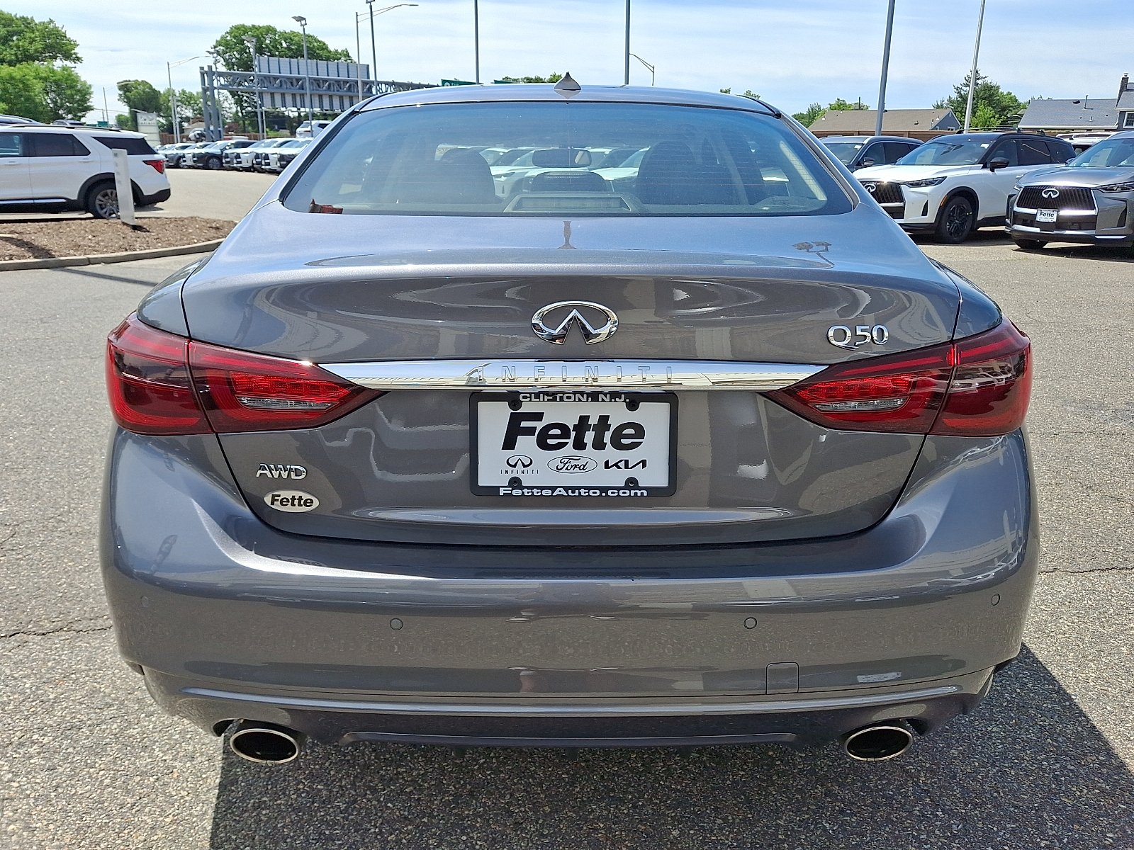 Certified Used 2023 Graphite Shadow - KAD INFINITI LUXE AWD image 5