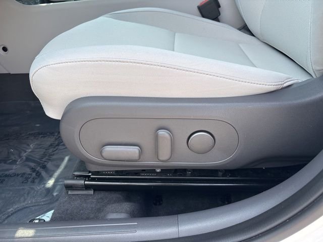 2024 Hyundai Kona SEL - Photo 13