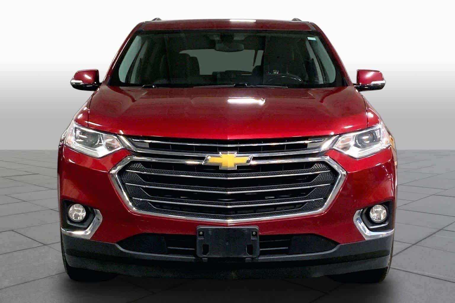 Used 2018 Cajun Red Tintcoat Chevrolet LT Cloth image 4