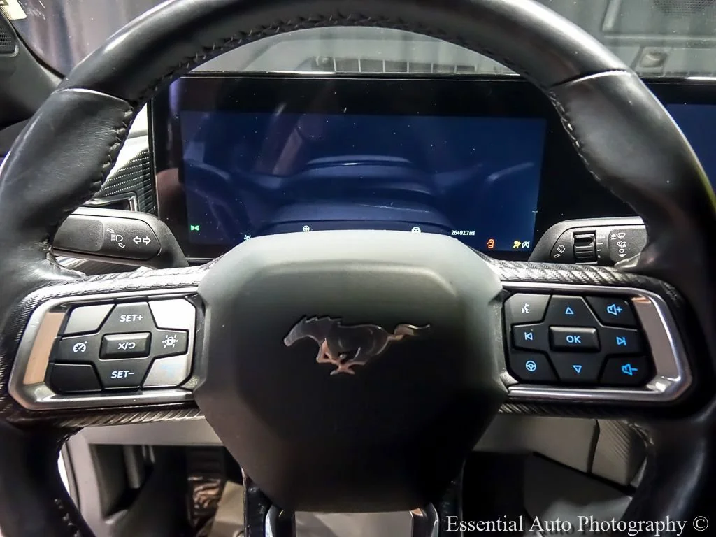 Used 2025 Silver Ford EcoBoost Premium Convertible image 15