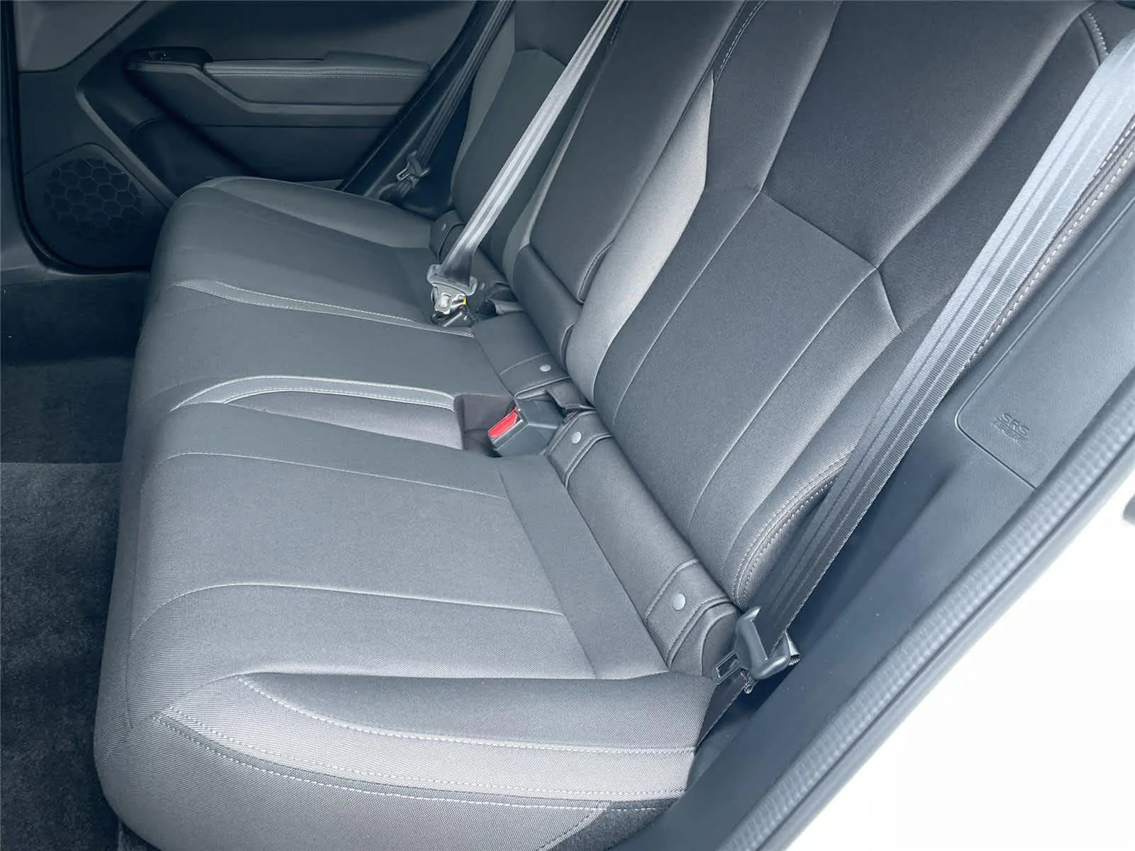 New 2027 CRYSTAL WHITE PEARL Subaru Premium image 15